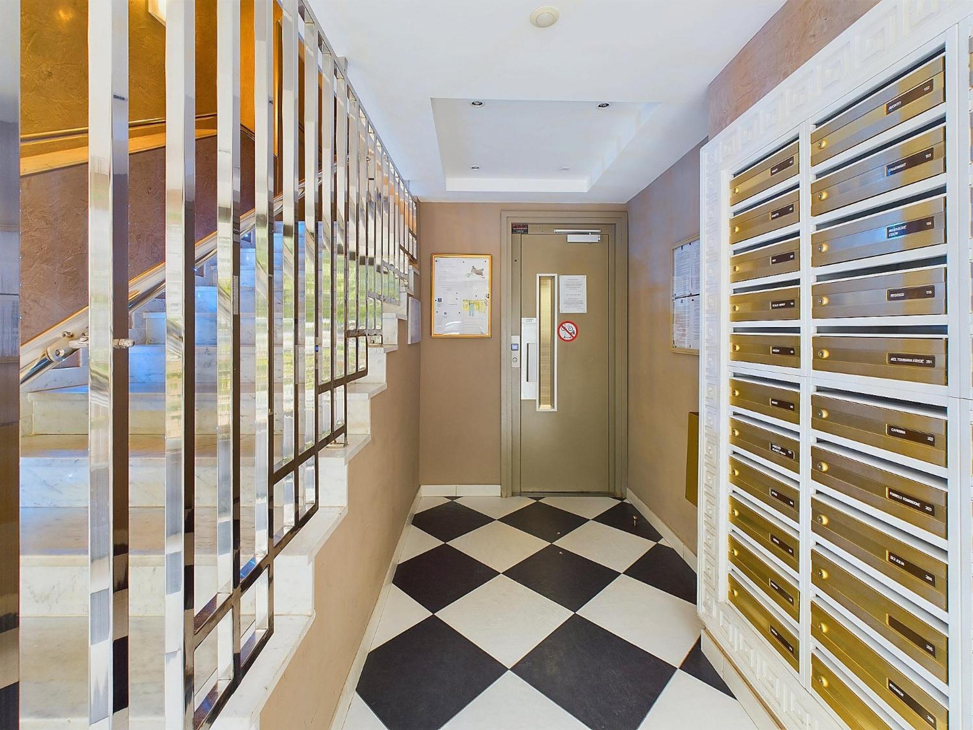 Valentina 16/18 Rue Rouaze Cannes Exterior photo